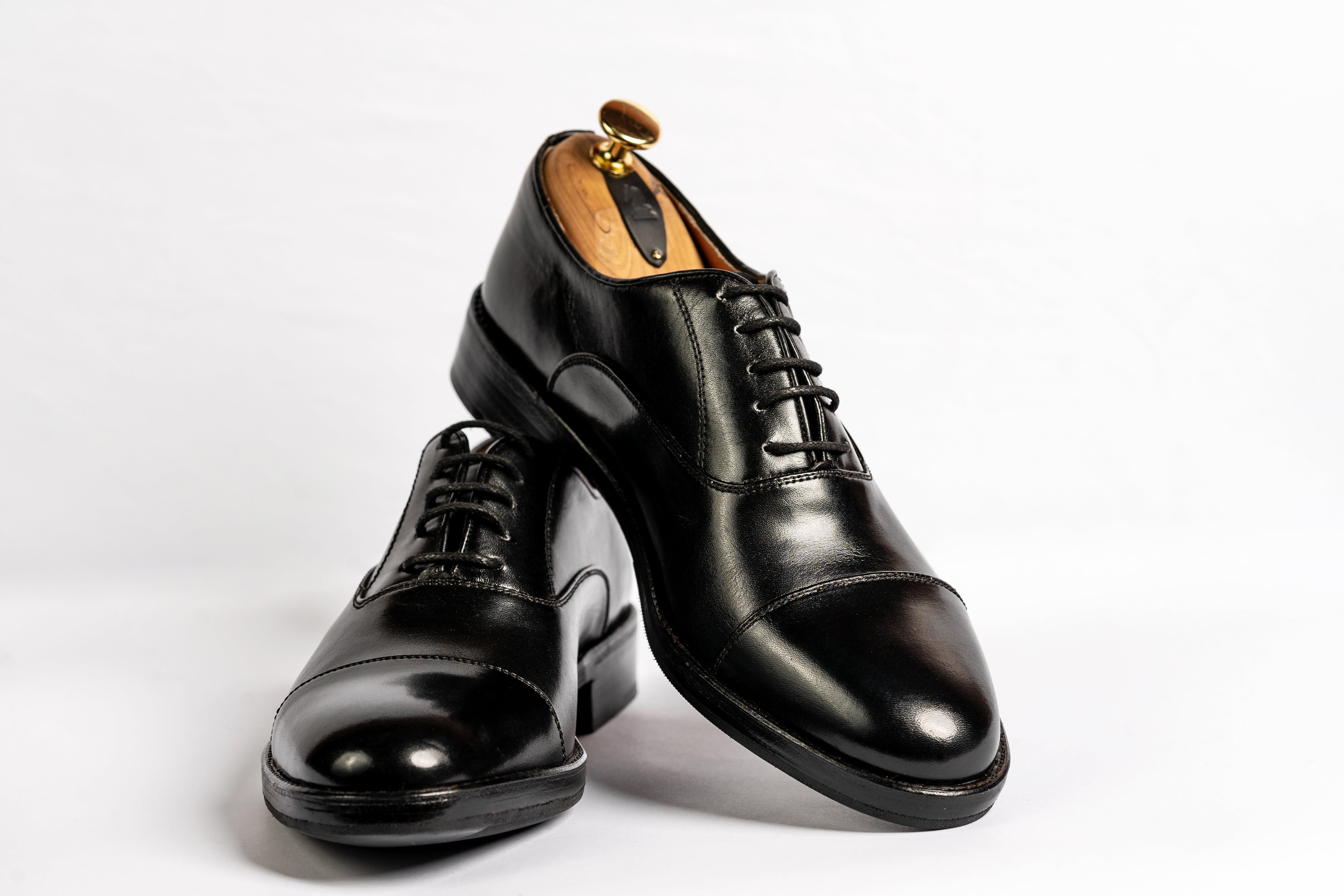 Oxford Cap Toe - Cromo Alemão Preto